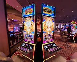 luckyjackpot ဘင်ဂို မိုဘိုင်း APP ဖြင့် Wave Money KBZPay AYA Pay ငွေသွင်းကာ ကစားနေသည့် မြန်မာ မြင်ကွင်း